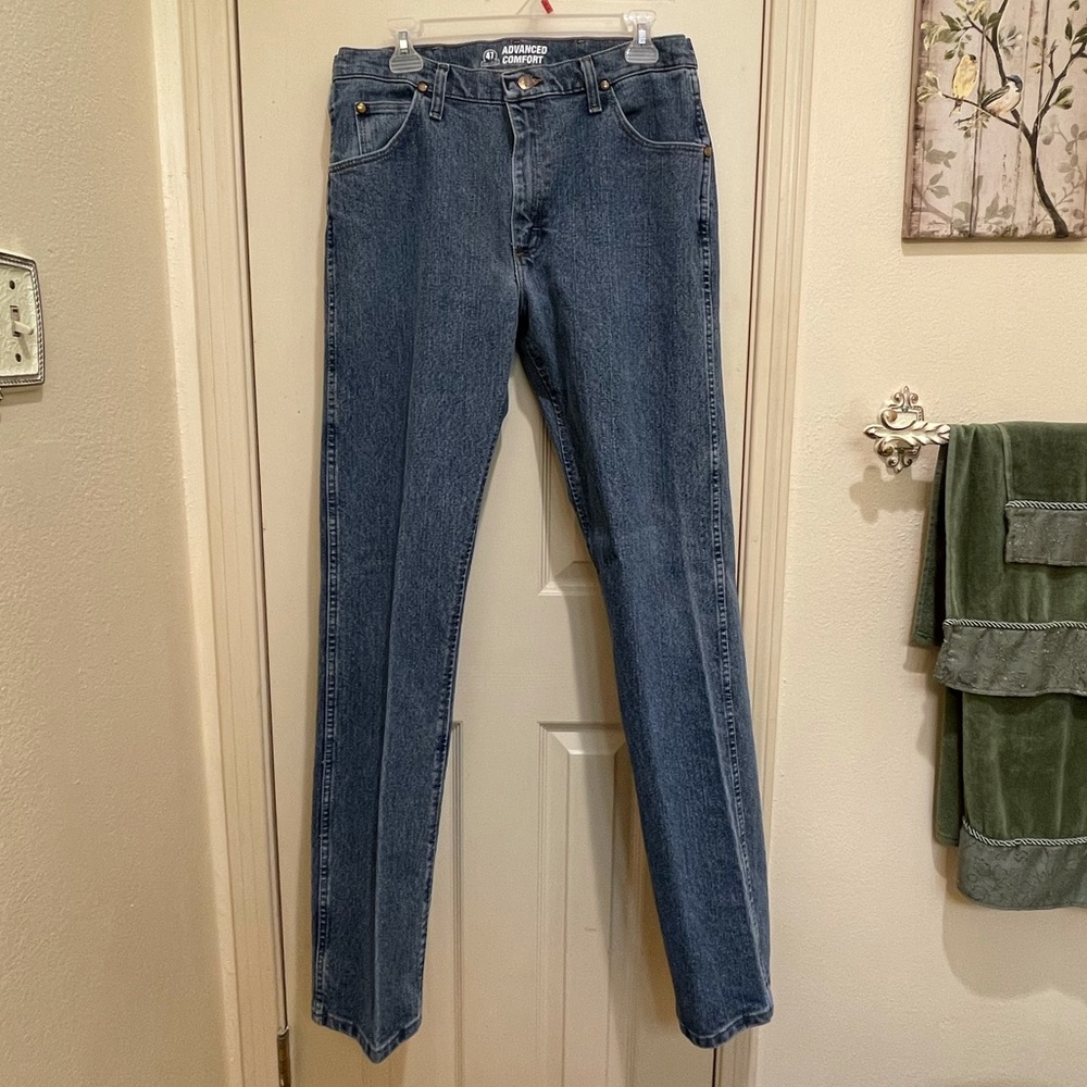 Wrangler Premium Performance Advanced Comfort Jeans (Mens 33x36)